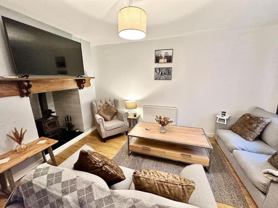 Cottage,Cinema Room,Log Burner Blaenavon Extérieur photo