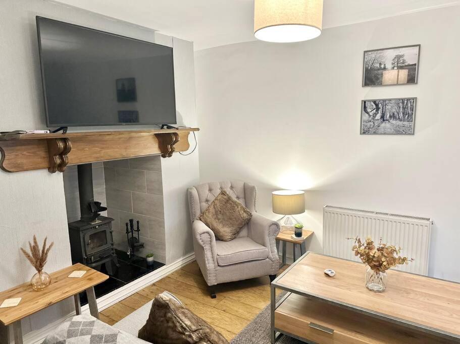 Cottage,Cinema Room,Log Burner Blaenavon Extérieur photo